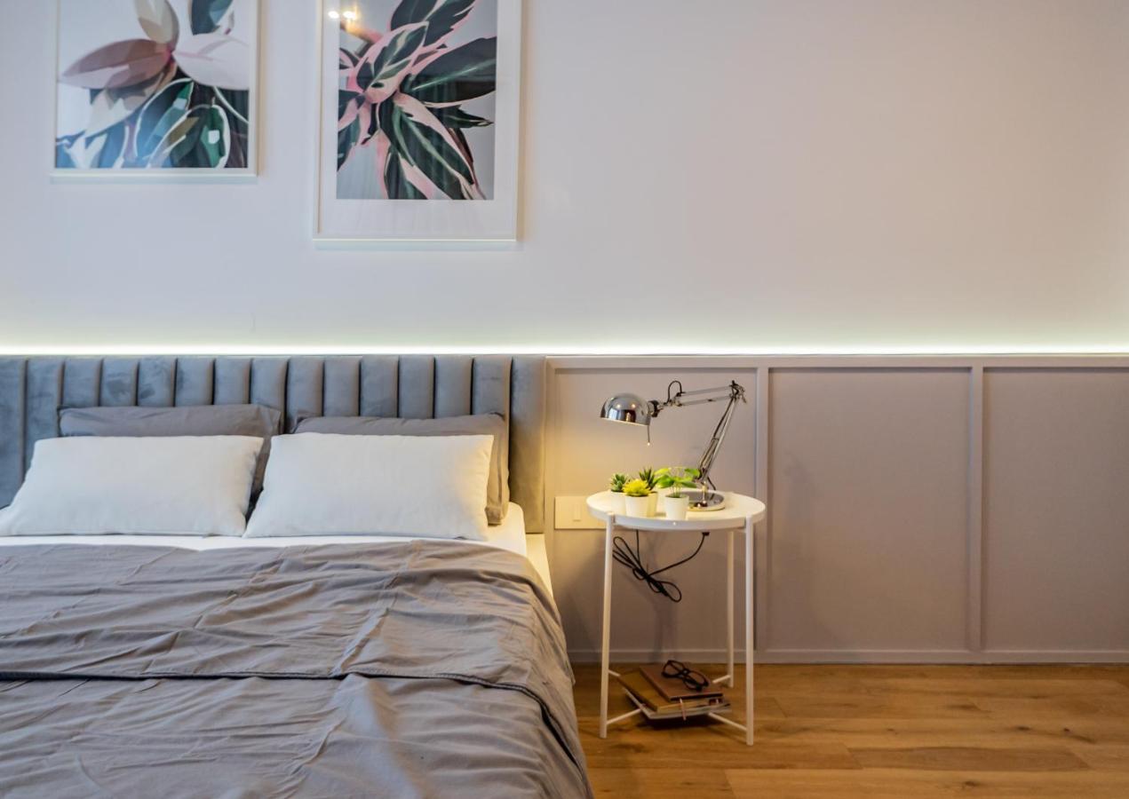 New! Stylish Studio With Parking Apartment Клуж-Напока Екстериор снимка
